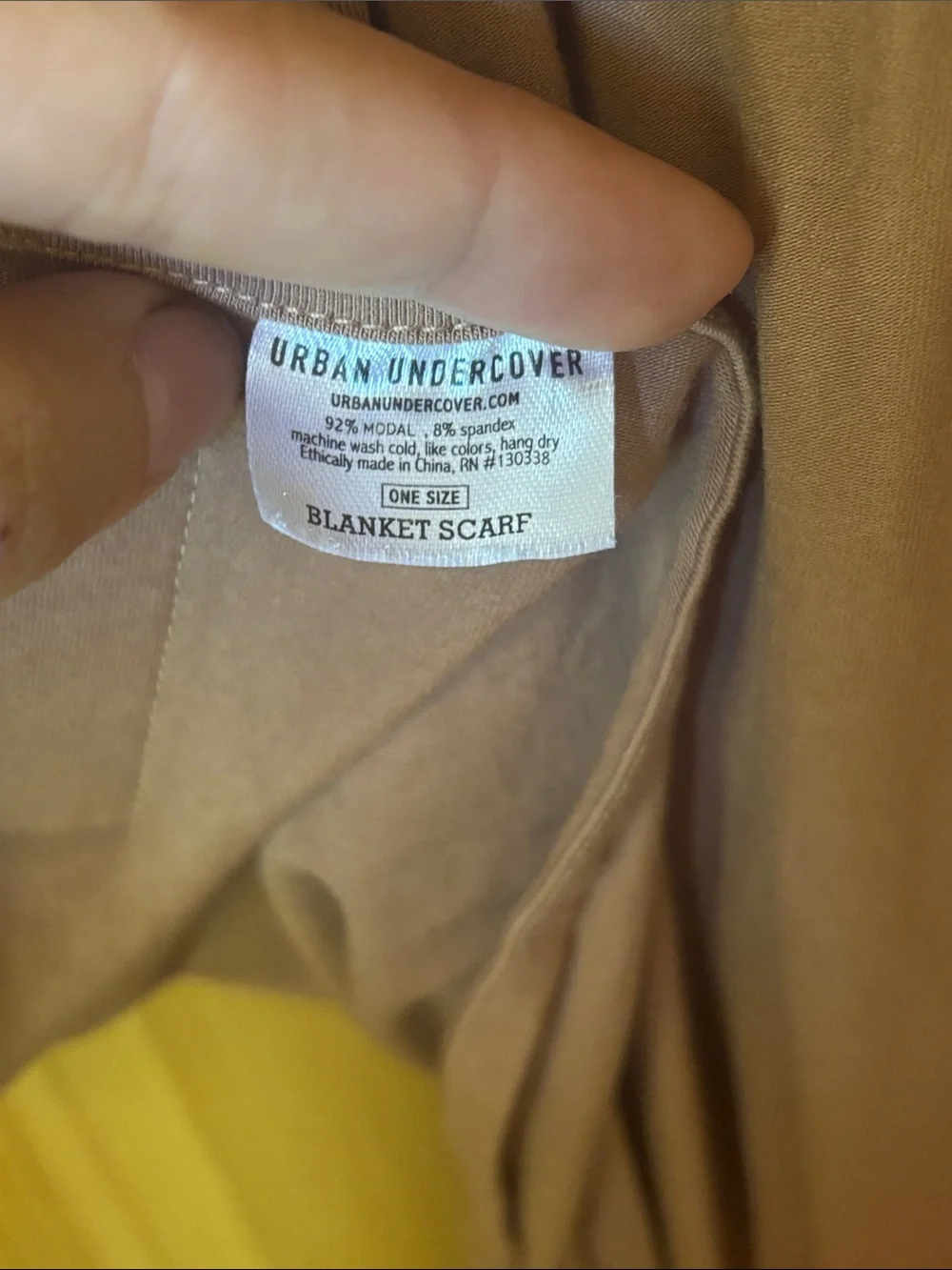 Urban Undercover travel shawl